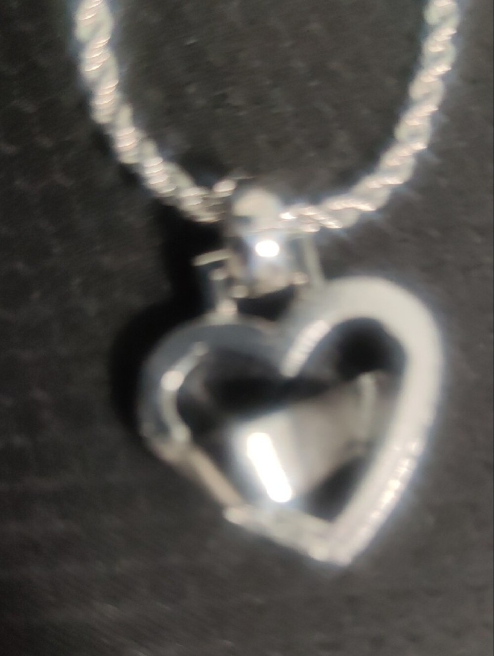 Nina Ricci Silver Heart Pendant Necklace – Sculpted Heart Design - Picture 4 of 12